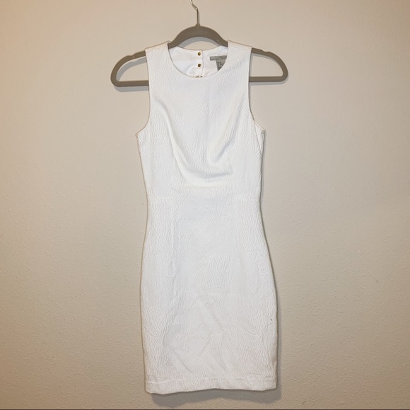 H&M Dresses & Skirts - White short dress H&M Dresses & Skirts - White short dress